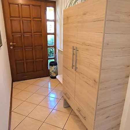 شقة Apartma Pri Noni Silvi تولمين