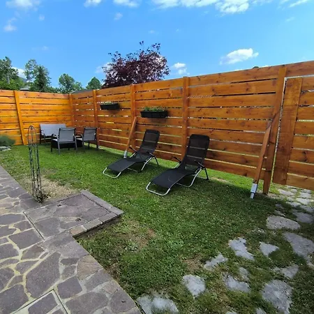 Daire Apartma Pri Noni Silvi *