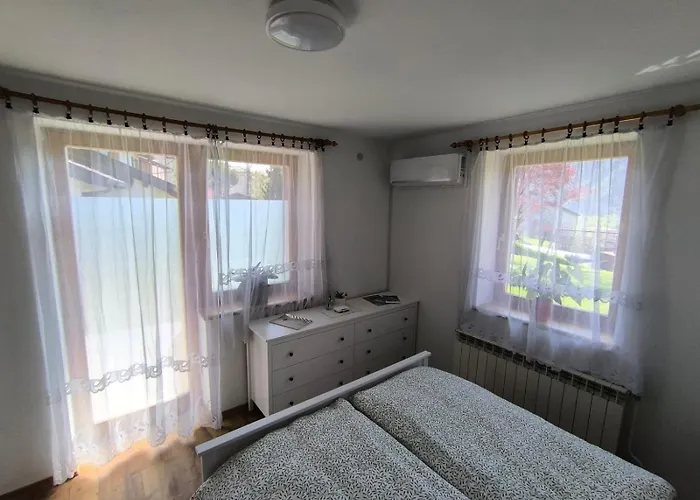 Apartma Pri Noni Silvi 아파트